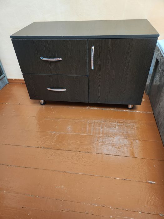 Срочно продам чумбочку