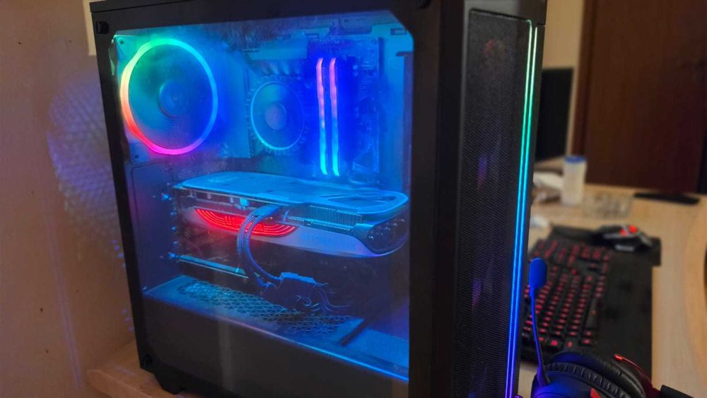 PC Gaming Monitor 144Hz | RTX 4070 Ti | 32GB RAM | i5 12400F