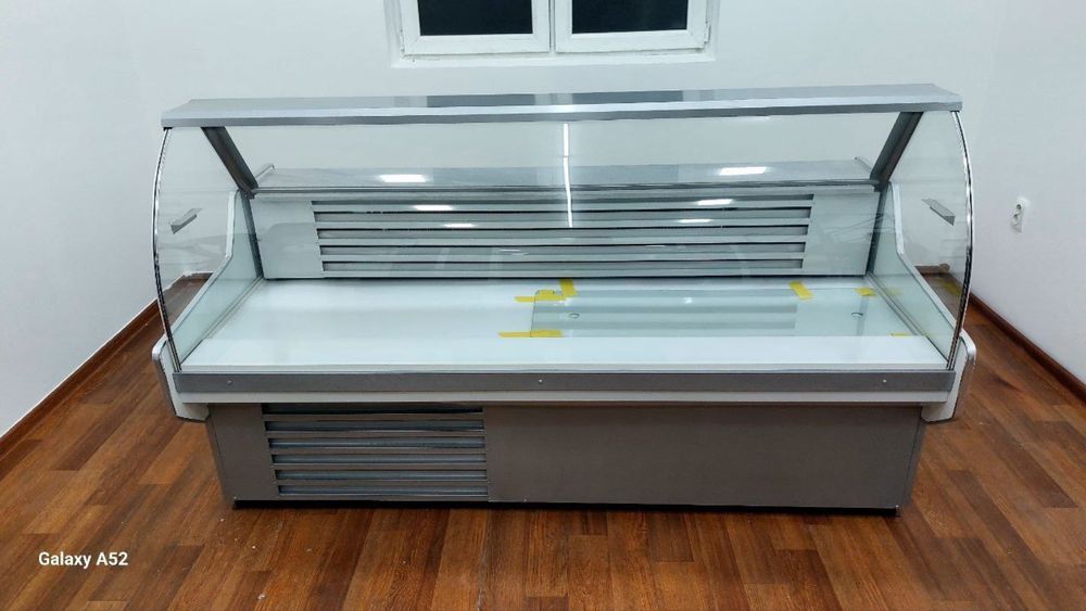 Витрина холодильник
