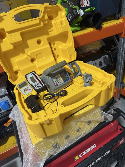 Spectra UL633 laser constructii nivela