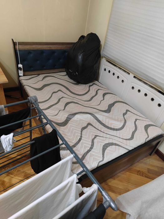 Кровать размер 1.8*2.0м  单人双人床