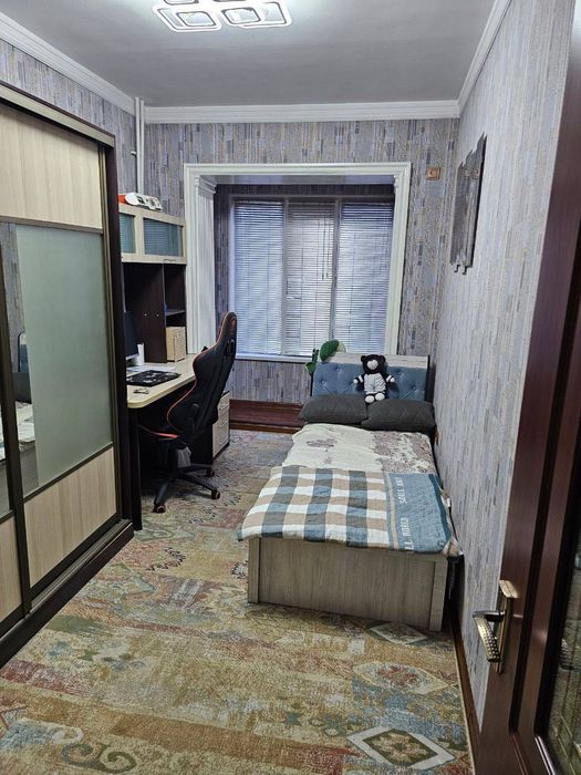 Продается 4 комнатная квартира ремонт Ц-6, Юнусабадский район