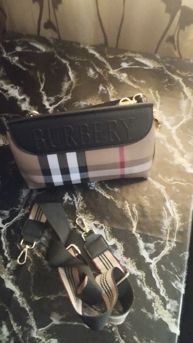 Сумочка Барбери Новая