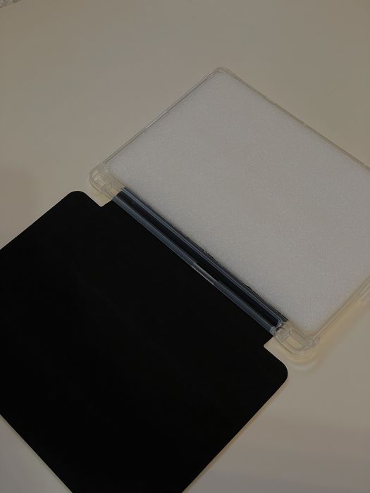 Чехол для планшета