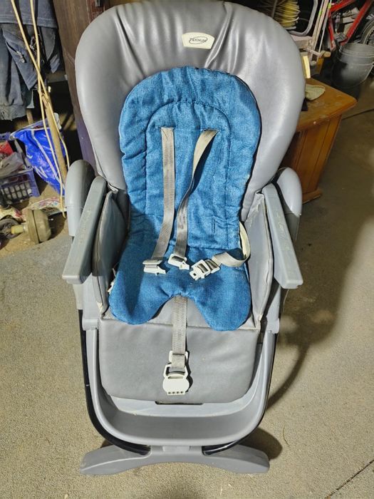 Столик для кормления