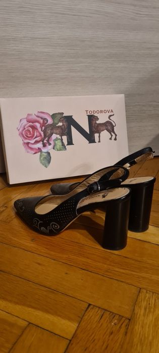 Дамски обувки естествена кожа номер 36 на Nadit & Nadit.