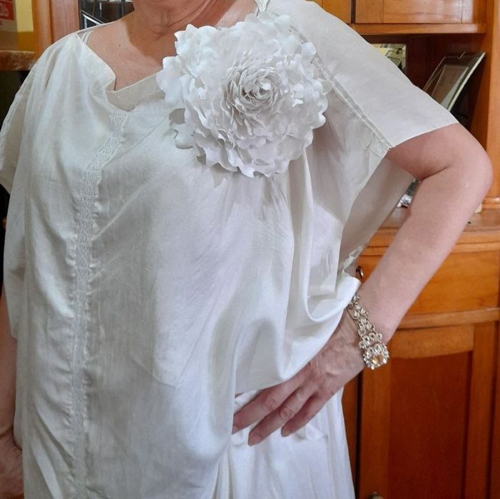 Цветы броши-большие и маленькие из ткани