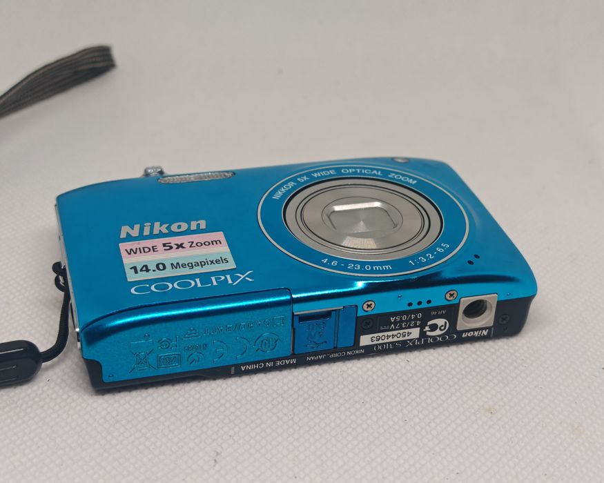 Nikon Coolpix S3100 – 14 MP, 5x Wide Zoom, turcoaz