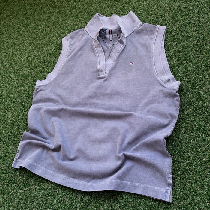 Дамски тениски TOMMY HILFIGER, DIESEL u други