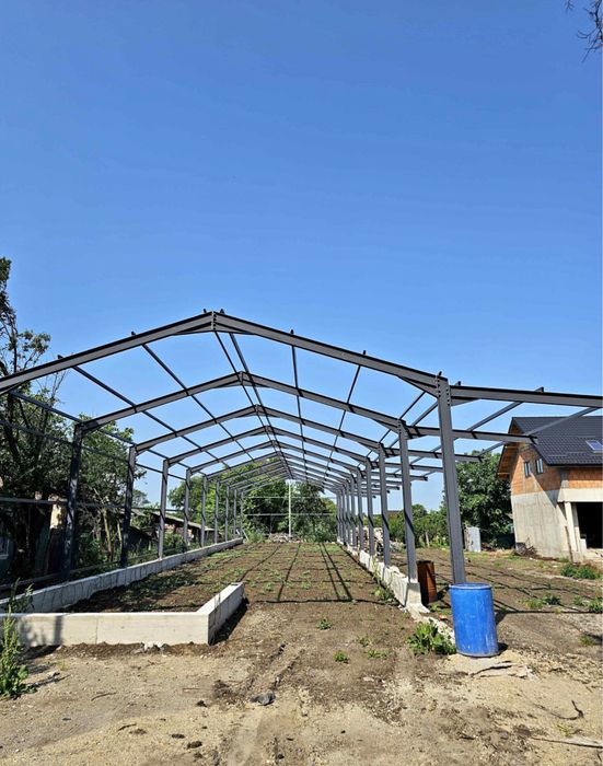 Se vinde structura metalica de 120 mp