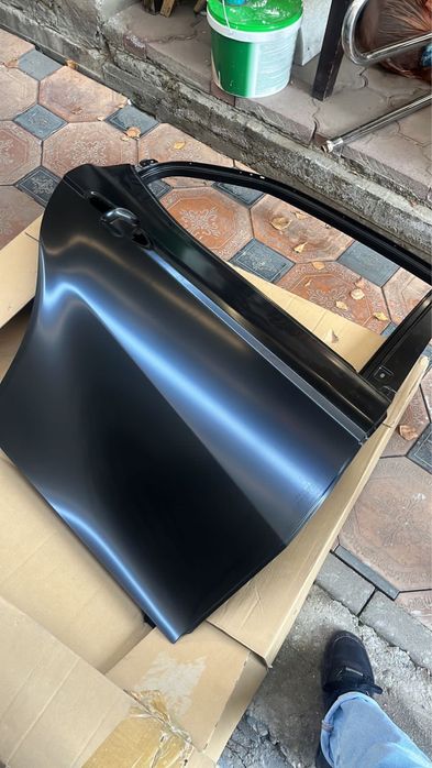 Двери на Toyota Camry 70/75