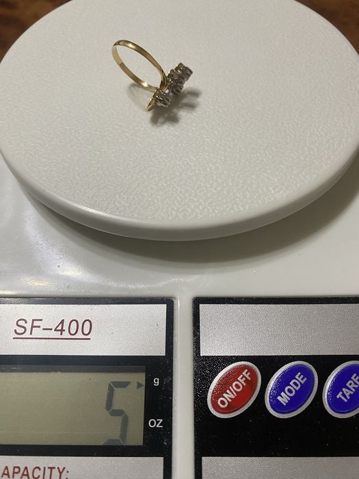 Золотой комплект с бриллиантами советское