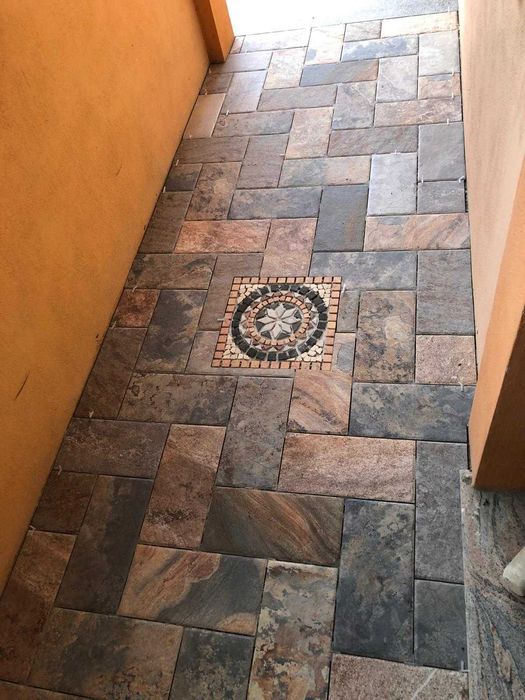 Echipa de mesteri cu experienta 25+ ani | Renovari complete | Focsani