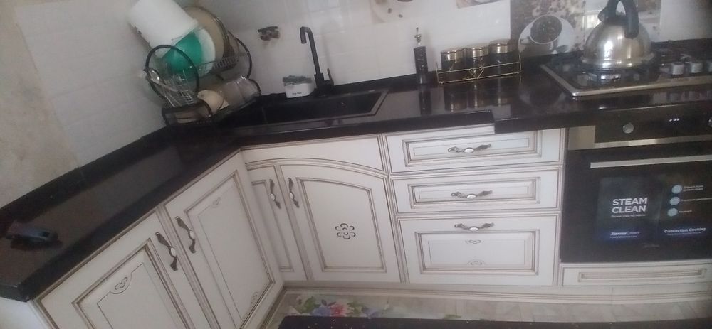 Кухонный гарнитур 5 метров.