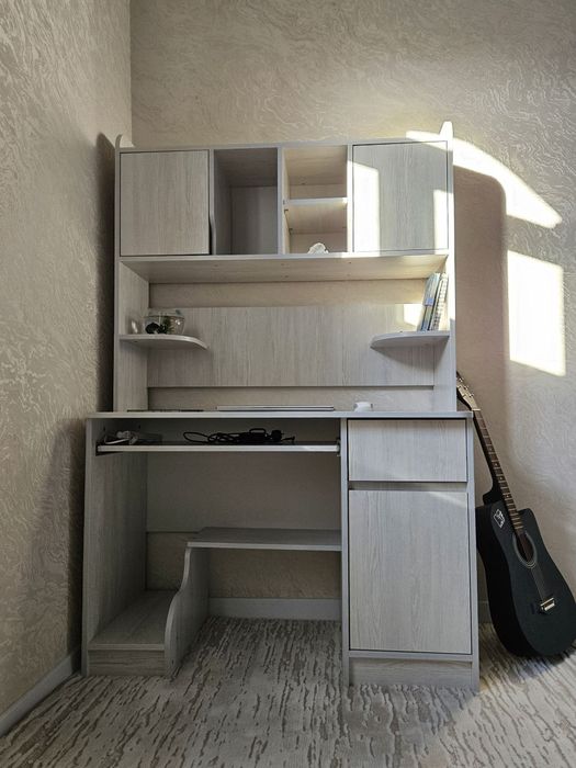 Стол компьютерный