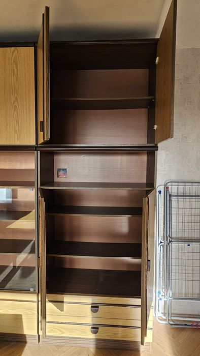 Модулна секция на три части