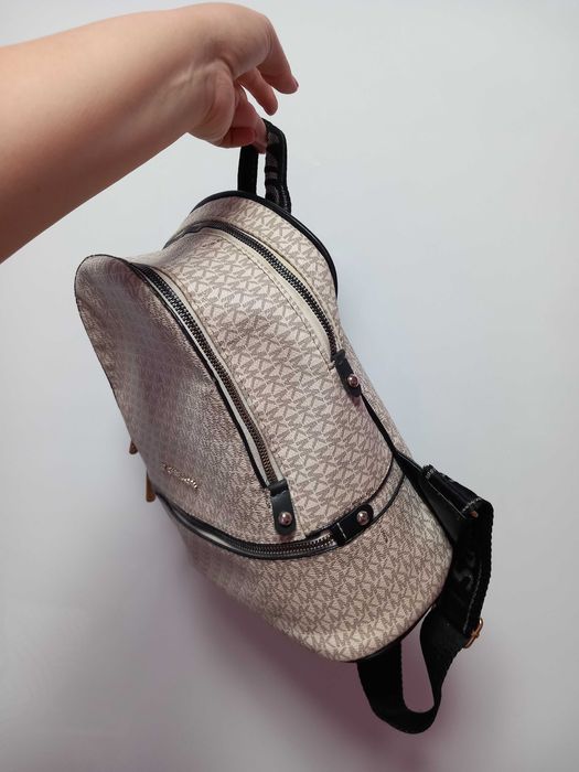 Раница на Michael Kors