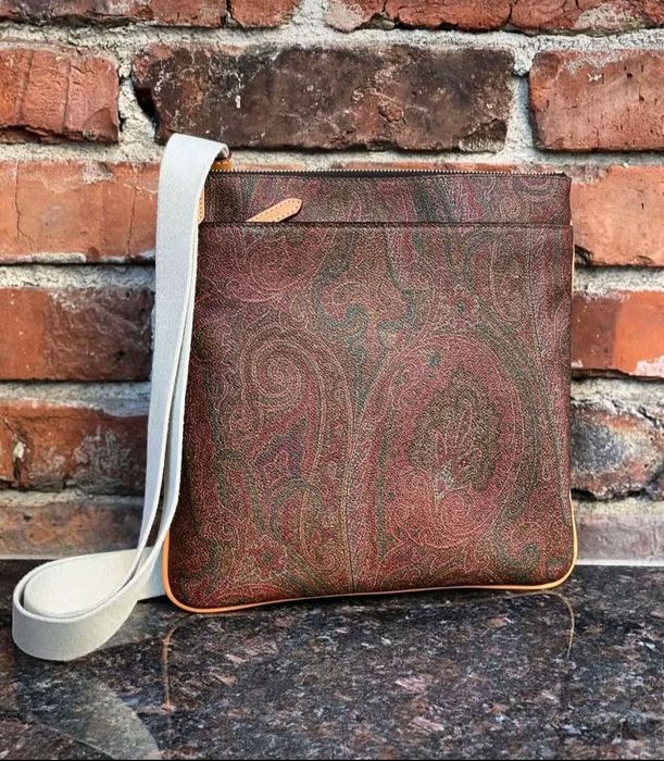 Продаю Барсеткки