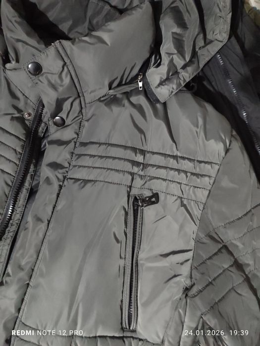 Продам куртку демисезоную