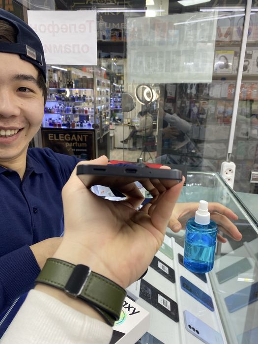 Samsung a17 128/6 yengi