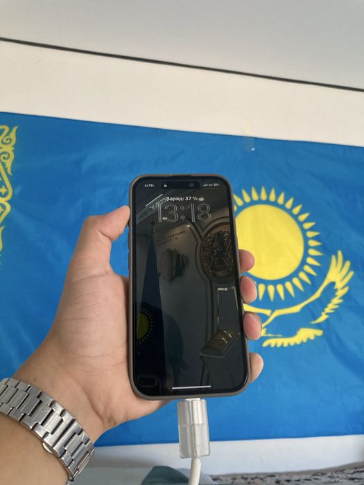 Iphone 16 Space Black