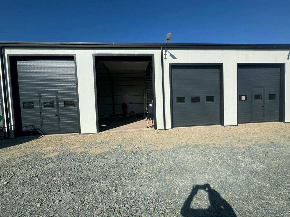 Usi de garaj, usi tip rulou, grilaje metalie, automatizari, bariere