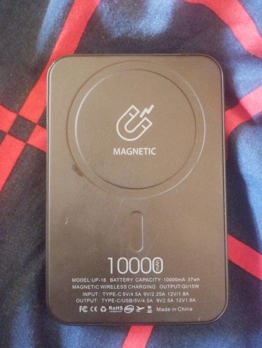 Power bank UNION имеется быстрая зарядка на 22.5W есть  беспроводная З