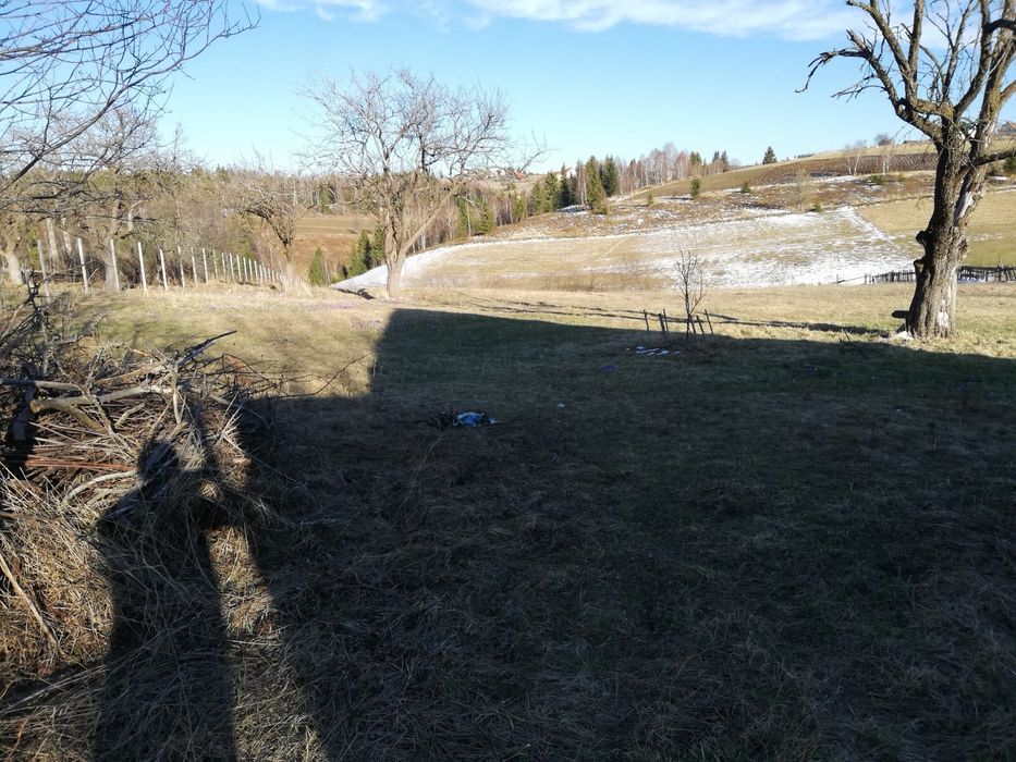 Vand teren intravilan parcelabil