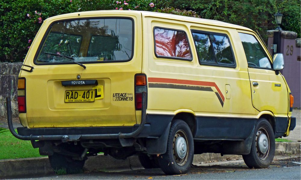 Нов дясен заден стоп за Toyota Lite-Ace модел KM 20