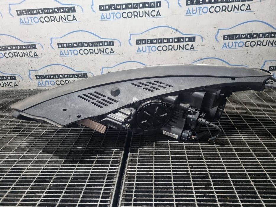 Far Dreapta Hyundai Tucson III 2015 - 2018 SUV 4 Usi (1298) Cu lupă