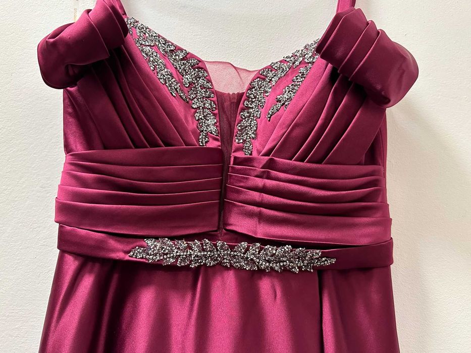 Rochie de seara bordeaux