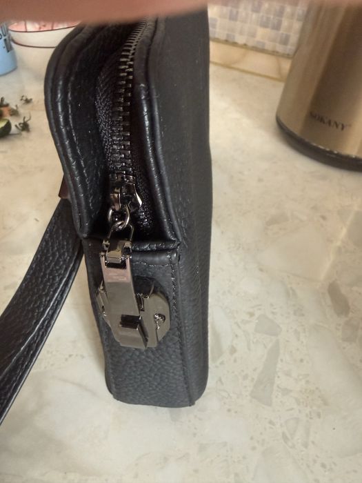 Продам клатч из натуральной кожи