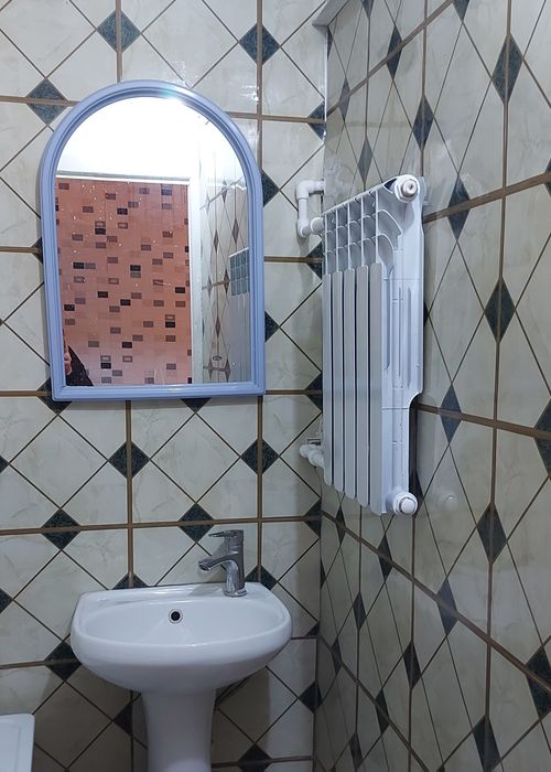 2  комнатная квартира на деева 13