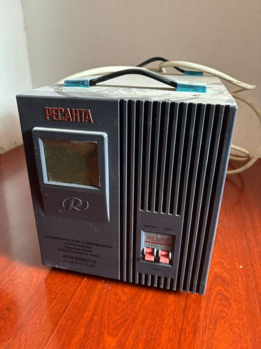 Стабилизатор Ресанта 5кВт