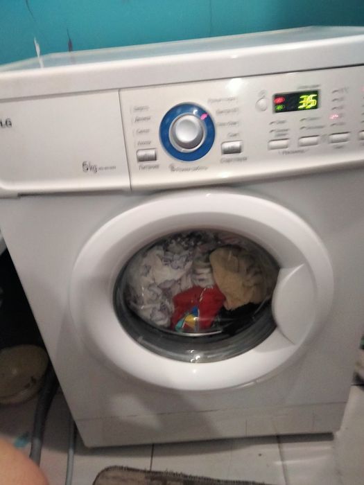 Продам стиральную машинку
