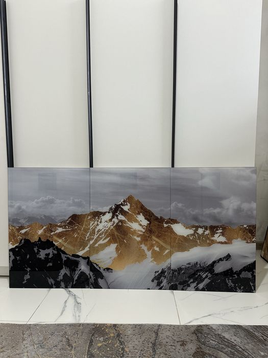 Современное стеклянное панно “Горы” — декор для интерьера