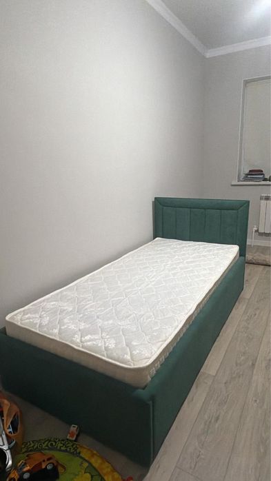 Детский кровать новая