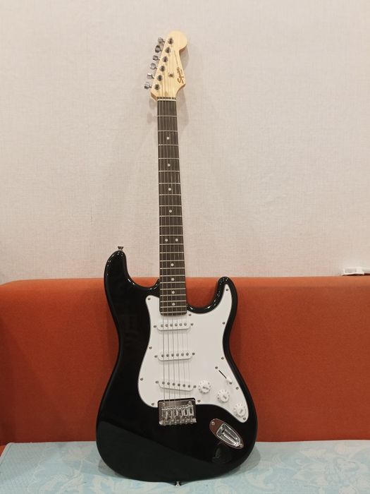 Squier mm stratocaster
