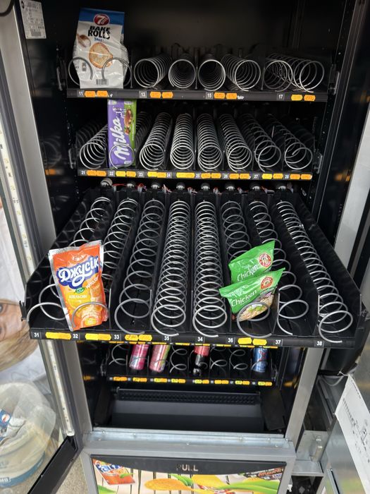 Вендинг автомат Larp Lazer 8M