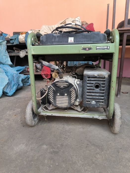 Движок, генератор