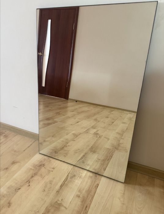 Айна сатылады размер 110х90см