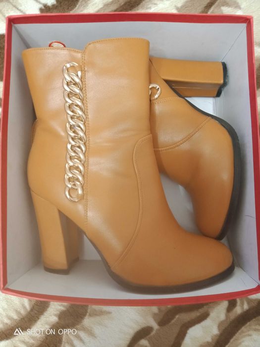 Продам полусапожки