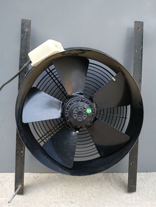 Ventilyator  BORAX 350-2K sotiladi.