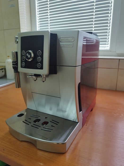 Кафеавтомат Delonghi Magnifica