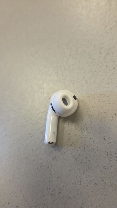 Apple airpods pro 3 слушалка еърподс про