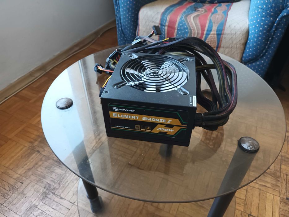 Sursă High Power Element Bronze II 700W pentru piese