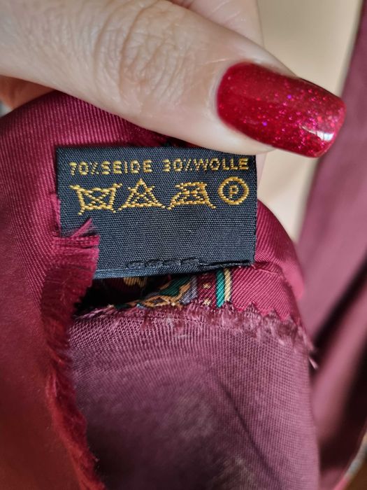 Елегантен шал коприна и вълна