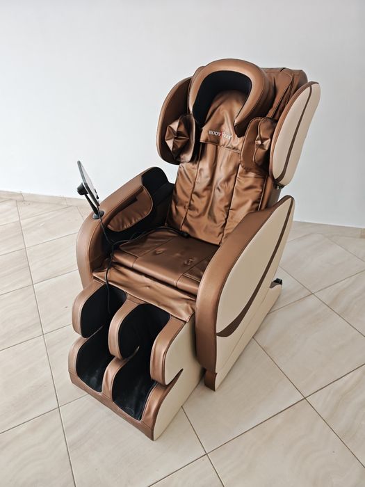 Професионален масажен стол BodyFlex Zero Gravity
