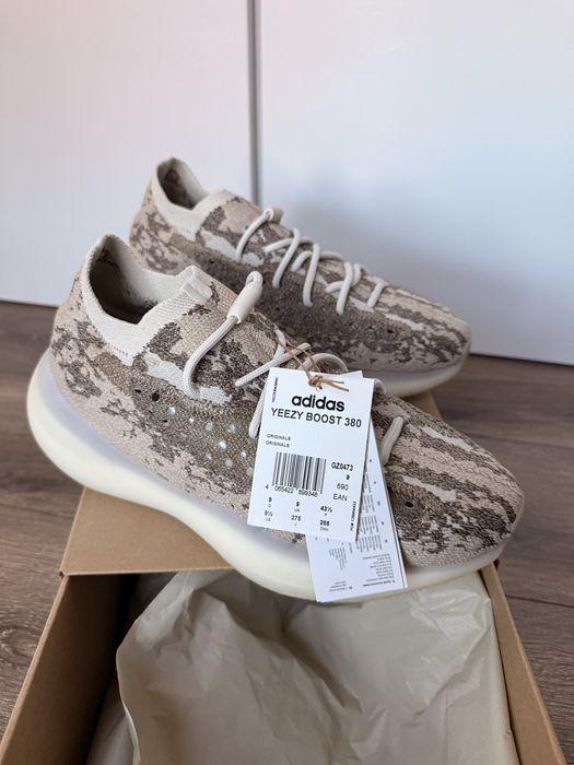 adidas Yeezy Boost 380 Pyrite - нови с кутия - 43 1/3