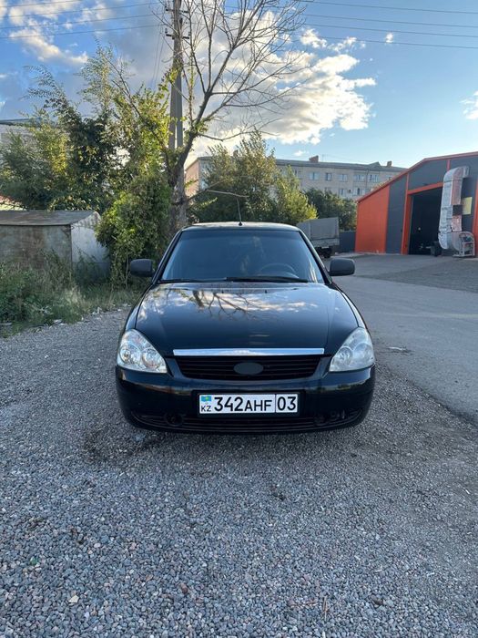 Lada Priora хэтчбек